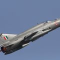 Indias kukkus pärast kokkupõrget linnuga alla hävitaja MiG-21