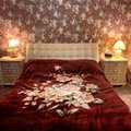FOTOVÕISTLUS “Minu stiilne magamistuba“ | Julgetes punastes toonides magamistuba