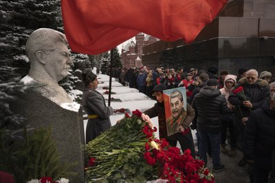 В России отметили 70-летие со дня смерти Сталина