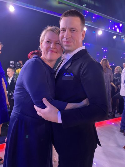 Jüri ja Karin Ratas tantsusaate peol.