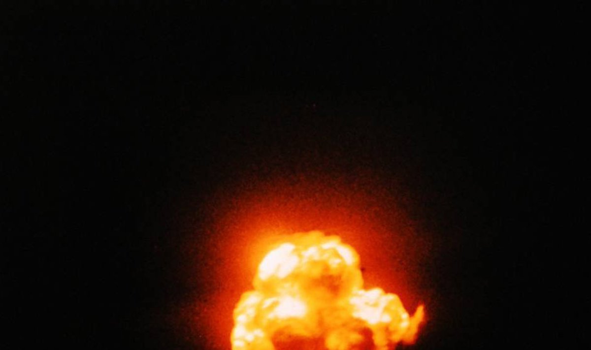 Esimene tuumakatsetus maailmas, aastal 1945 toimunud ameeriklaste Trinity. 