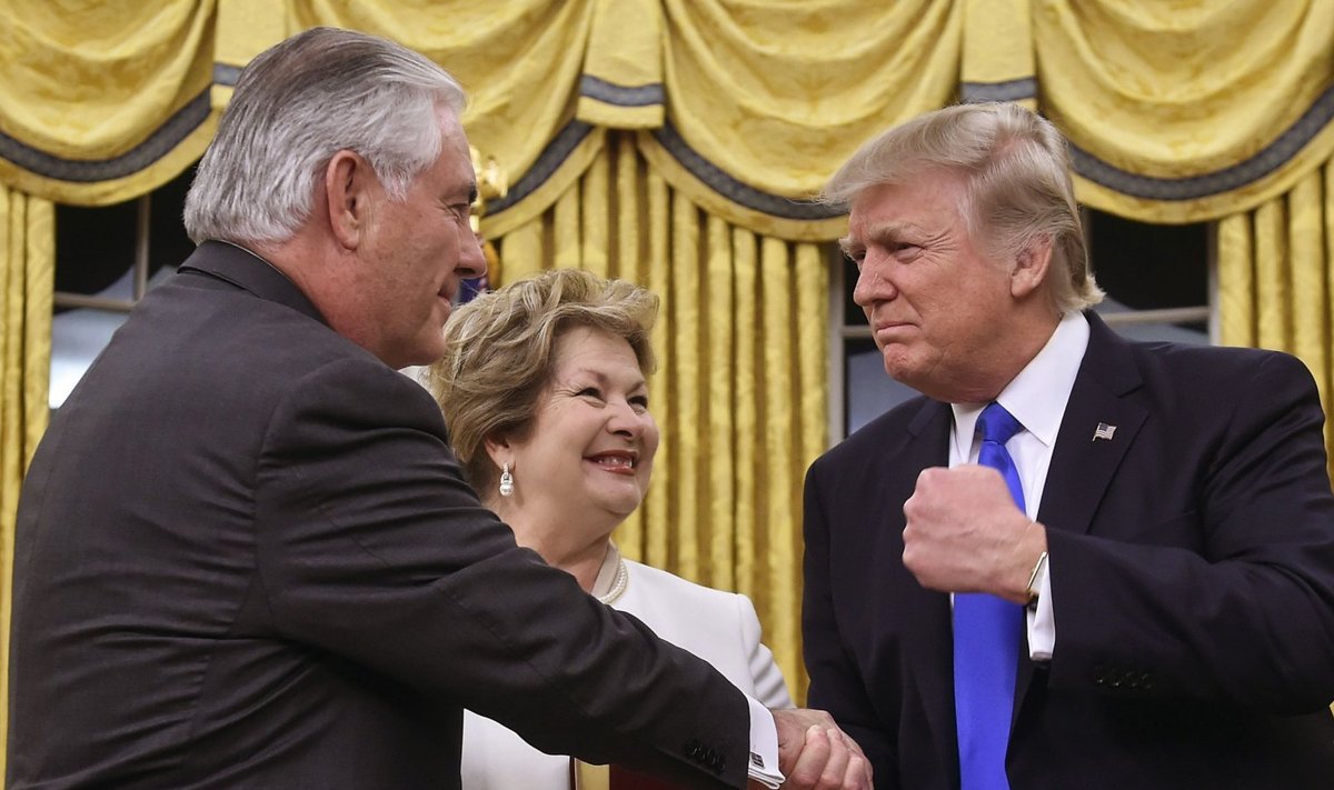 Tillerson ja Trump mullu