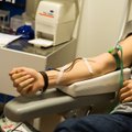 Центр крови ждет доноров: из-за теплой погоды и периода отпусков запасы крови уменьшились