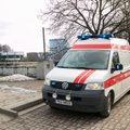 Pärnumaal sai mootorrattur autolt löögi, Tallinnas põrkas ristmikul kokku kaks sõidukit, Viljandis jäi auto alla eakas jalakäija