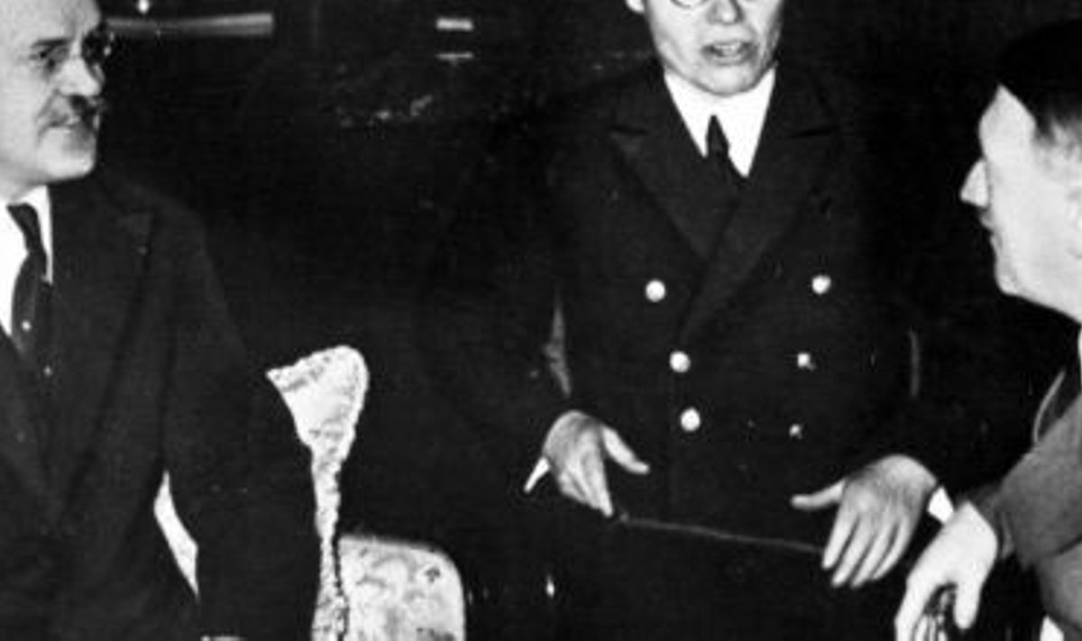Vjatšeslav Molotov ja Adolf Hitler 