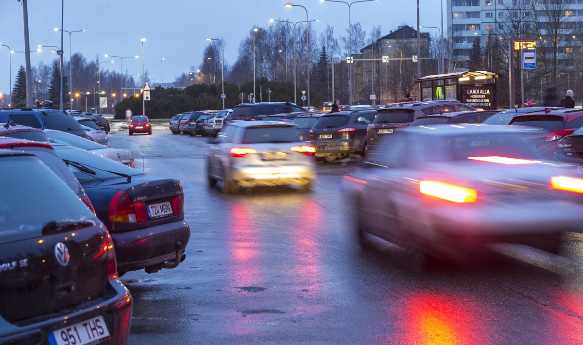 Eedeni parkimisplats jõulude eel