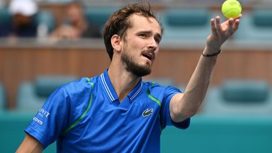 Inglased tegid kannapöörde: Venemaa ja Valgevene tennisistid lubatakse Wimbledoni turniirile