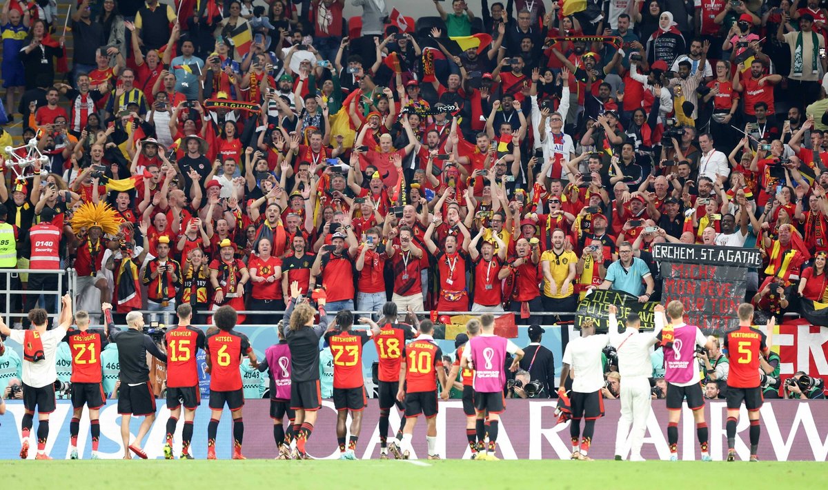 Belgia meeskond fänne tänamas.