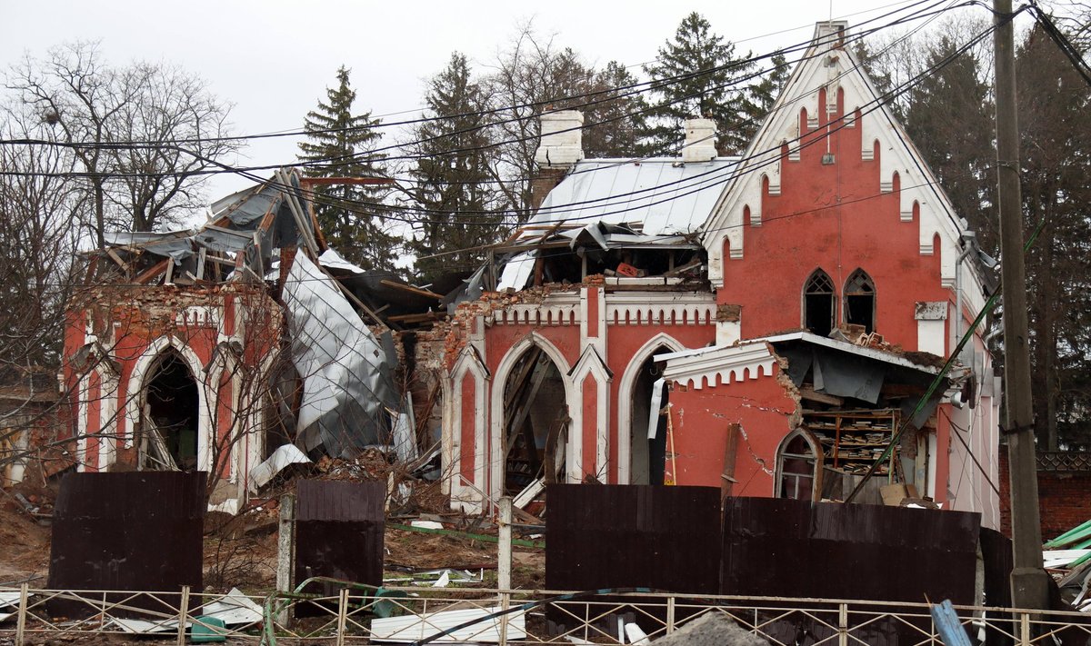 Разрушенный музей в Чернигове