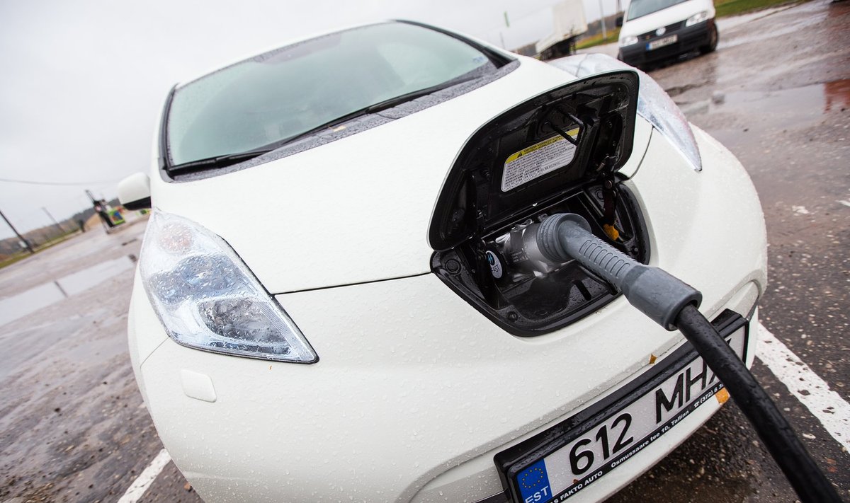 Nissan leaf