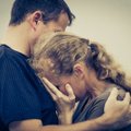 Mehel on stress, naine tunneb end üksikuna, seks on ununenud. Kaks terapeuti annavad levinud murele lahenduse
