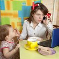 Lapsevanemad, tähelepanu! Kas ka teie peres teeb nutitelefon lapse paksuks?