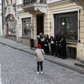 FOTOD | Mõrvarid! Naised kogunesid Vene saatkonna ette sõja vastu meelt avaldama