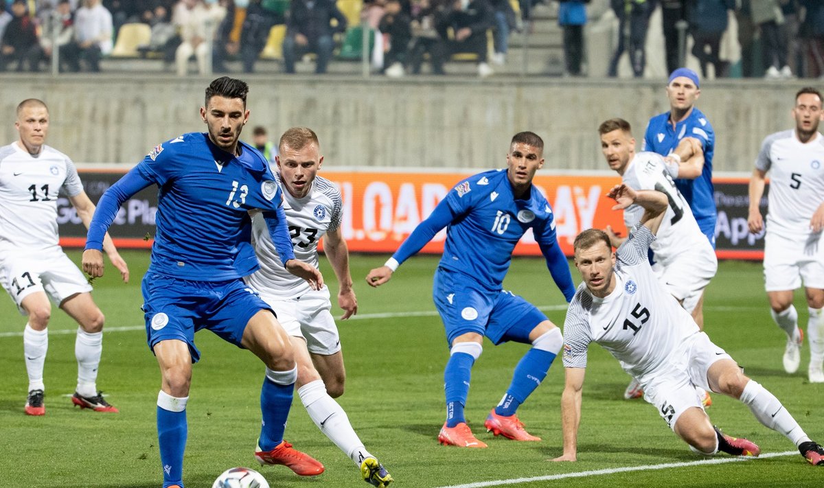 Eesti jalgpallikoondis korjas otsustavas mängus Küprose vastu võrgust kaks palli.