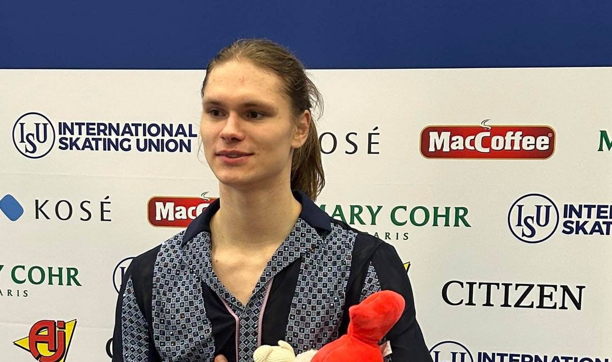 Денис Васильев