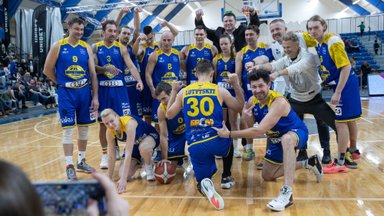 ФОТО и ВИДЕО | Знаменитости из Эстонии и Украины сыграли на благотворительном баскетбольном матче