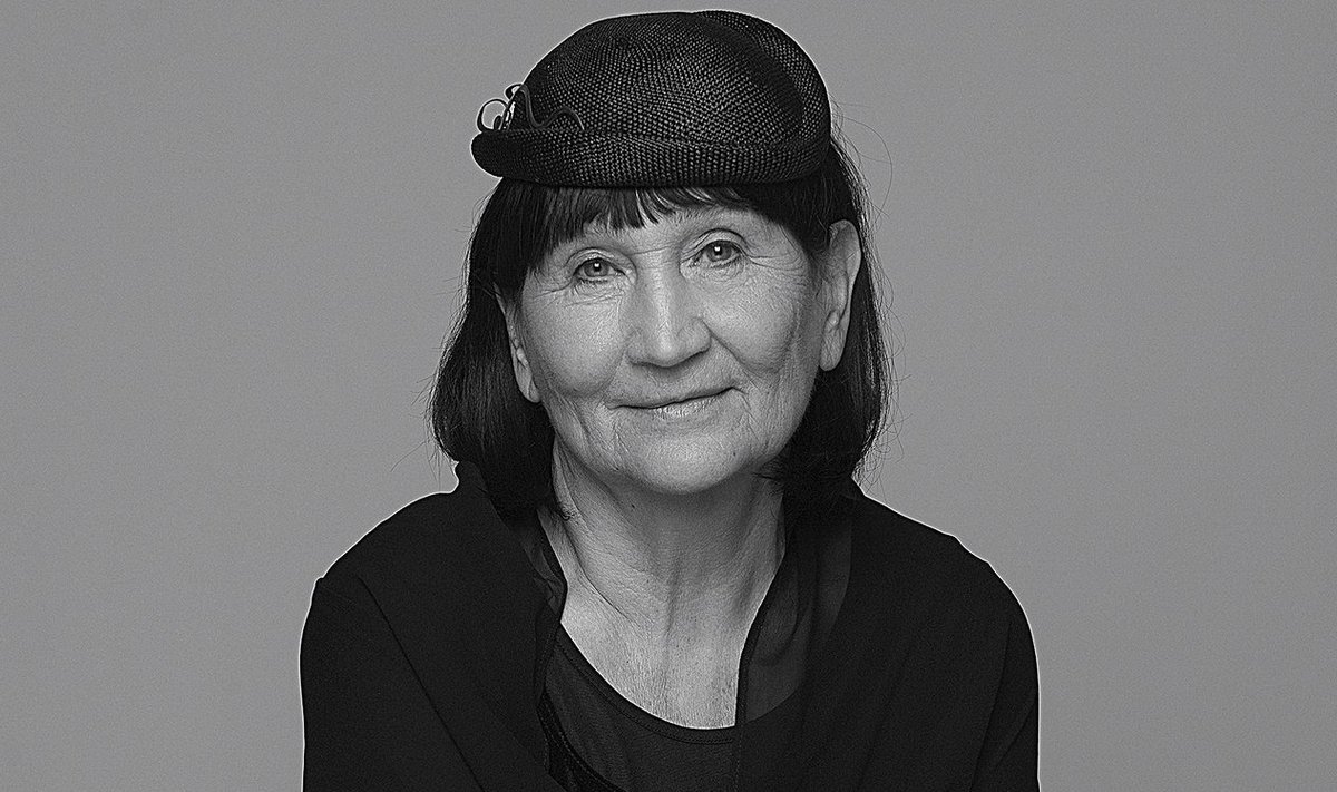 Aili Vint.