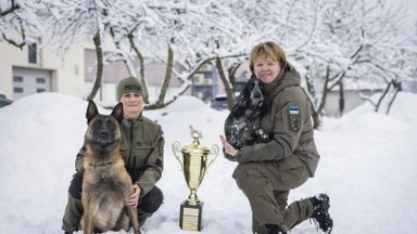 ФОТО | В Пыхьяской префектуре наградили лучших кинологов и служебных собак
