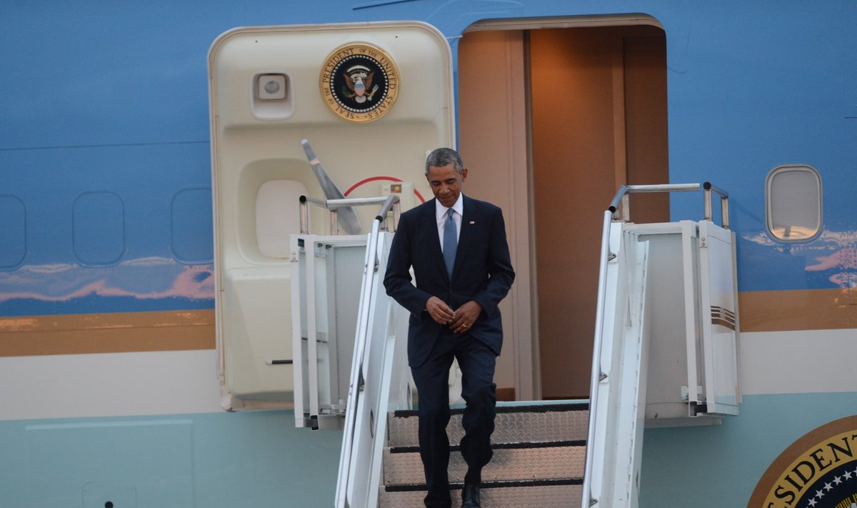 US President Barack Obama arriving in Tallinn