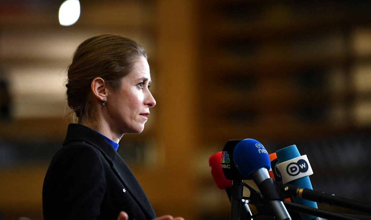 Peaminister Kaja Kallas, kes lendas täna Brüsselisse erakorralisele Ülemkogu istungile, jõudis anda intervjuusid ka hulgale välismeedia kanalitele.