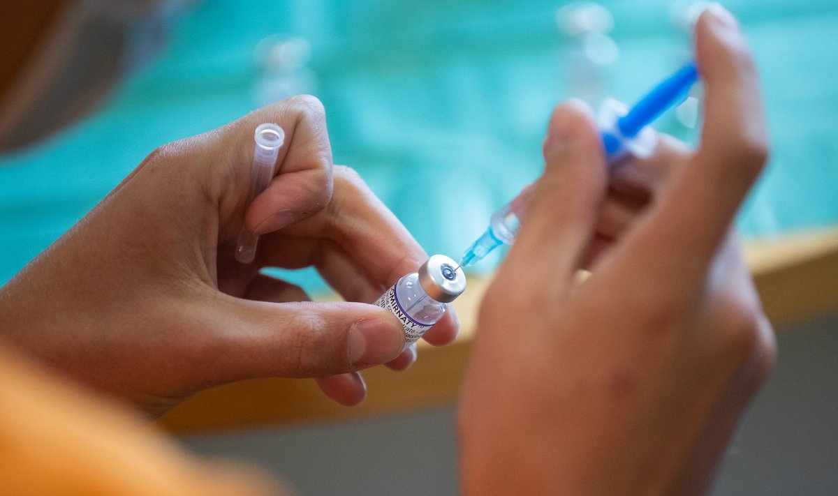  Eestis on tänaseks vaktsineeritud vähemalt ühe doosiga 767 092, kahe doosiga aga 722 459 inimest.