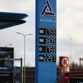 ДРУЖНО ВСЕ ВМЕСТЕ | Продавцы моторного топлива снизили цены. Стоимость дизеля и бензина сравнялась