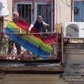 VIDEO | Gruusias pole LGBTQ kogukonnale kohta: Thbilisis põletati vikerkaarelipp, mitukümmend inimest on haiglas