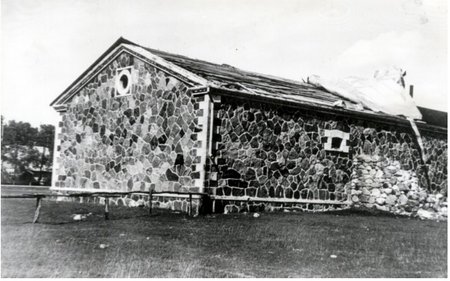 Piiri magasiaida hoone 26. VII 1936. Torm on purustanud katuse.