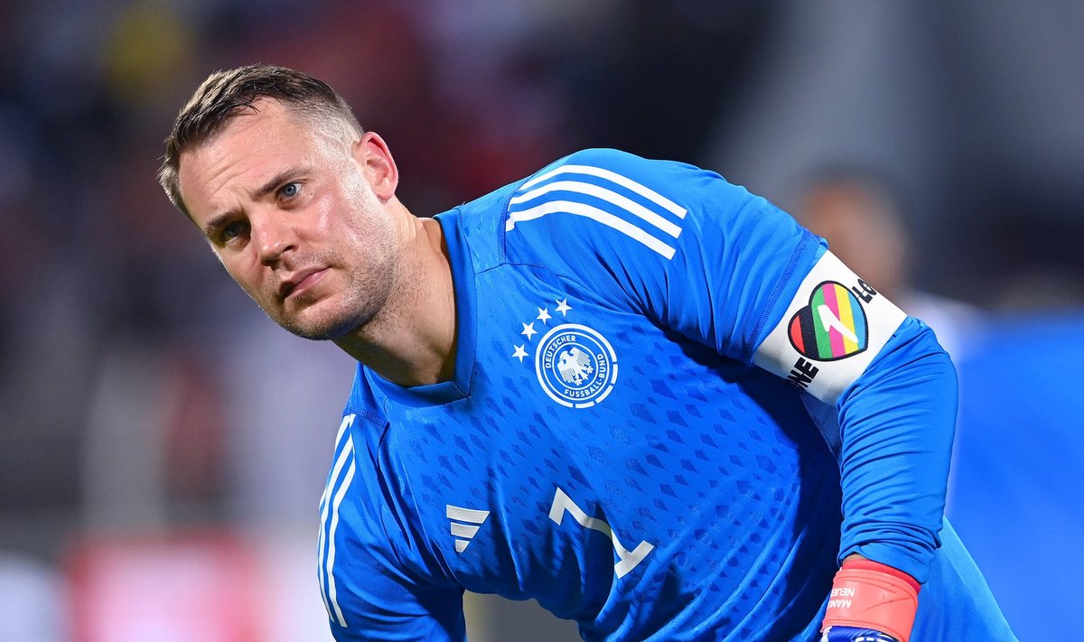 Manuel Neuer kandis "One Love" sõnumiga kaptenipaela veel MM-i eelses kontrollmängus Omaani vastu.