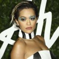 Koroonareeglite rikkumine on viinud lauljatar Rita Ora sotsiaalmeediakontodelt märkimisväärse koguse jälgijaid