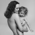 Intiimne kaader | Evelyn Mikomägi poseeris koos pisitütrega: olen tänulik oma ligi 40aastase värvika elu eest