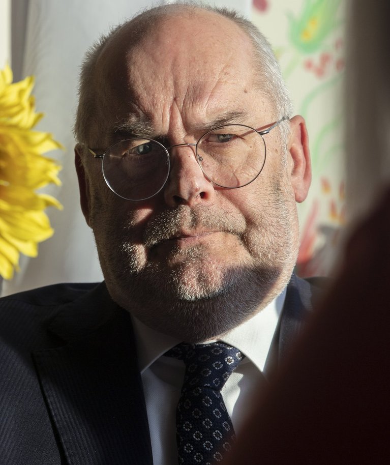 "Ukrainas on praegu väga raske ja Eestiski on keeruline," nendib president Alar Karis Ukraina trahteris aastalõpuintervjuud andes. Raske aeg tuleb lihtsalt üle elada.