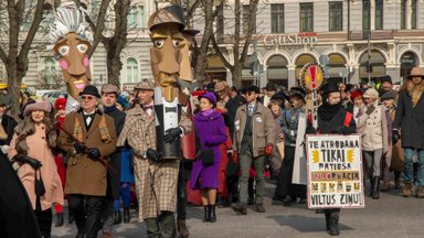 ФОТО | Смотрите, как весело в Риге отметили день рождения Шерлока Холмса