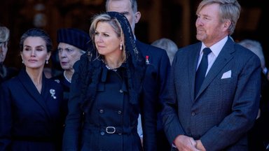 FOTO | „Kõik üritused pole peod!“ Madalmaade kuninganna saabus Kreeka kuninga matustele riietuses, mis ajas netirahva turri