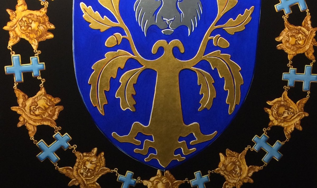 В центре герба изображена голова рыси. Вокруг синего щита - орденская цепь, состоящая из чередующихся звеньев в виде золотых головок серафимов и эмалированных голубой эмалью патриарших крестов. 