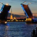 ВИДЕО | Потрясающее зрелище: в Санкт-Петербурге развели Дворцовый мост под арию из оперы "Кармен"