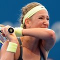 Азаренко победила в Мельбурне Кузнецову, Серена проиграла молодой теннисистке