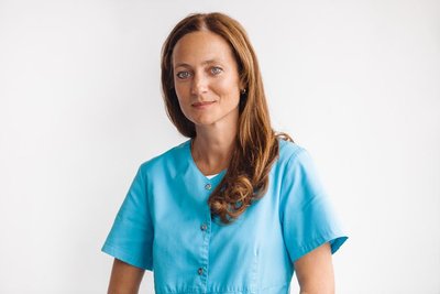 Dr. Tiina Saar
