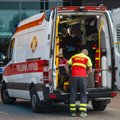 В Таллинне неизвестный на погрузчике устроил аварию и сбежал: пассажир в больнице 