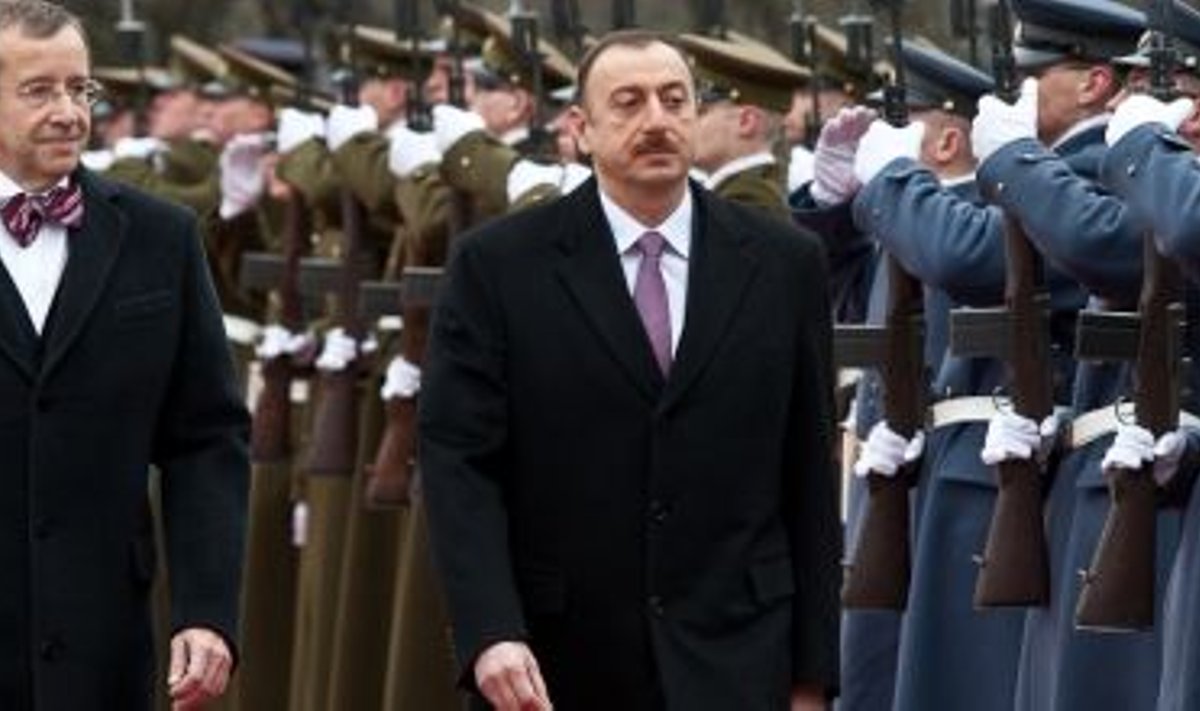 Ilham Aliyevi saabumine Kadriorgu