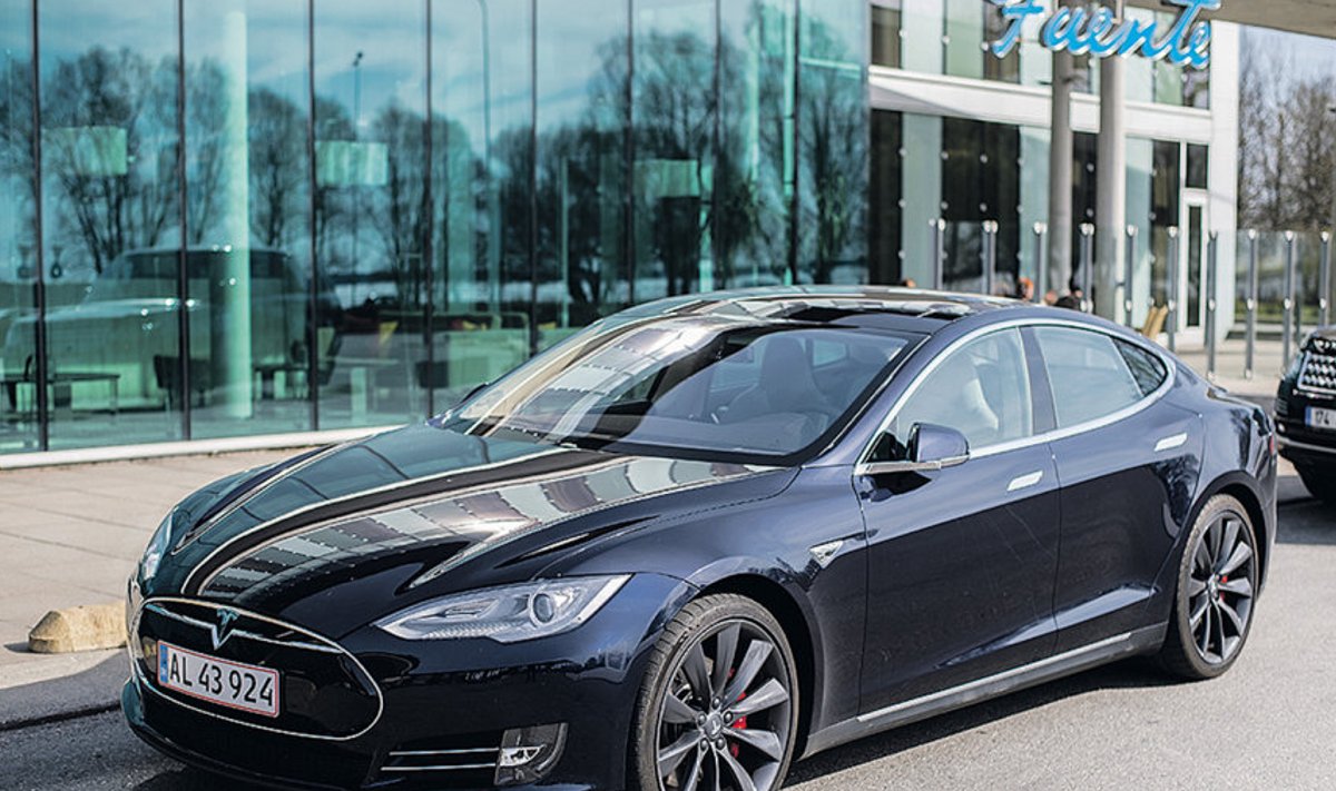 Proovisõidule registreerunute hulga järgi võib öelda, et Tesla Model S pakub eestlastele suurt huvi.  