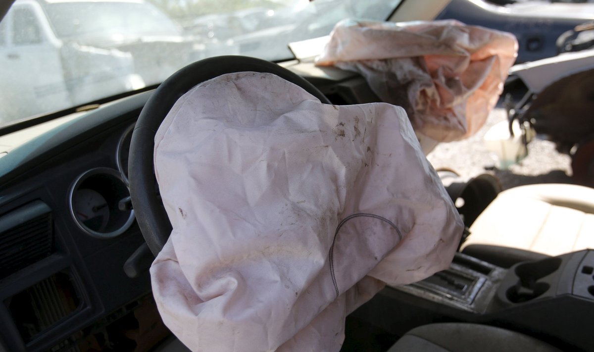 Takata turvapadjad 2007. aasta Dodge'is