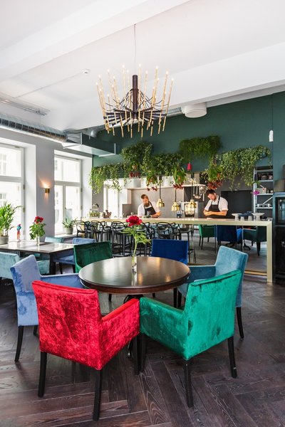 Parrot MiniBar, sisearhitektid KARM&KRISTIANSON
