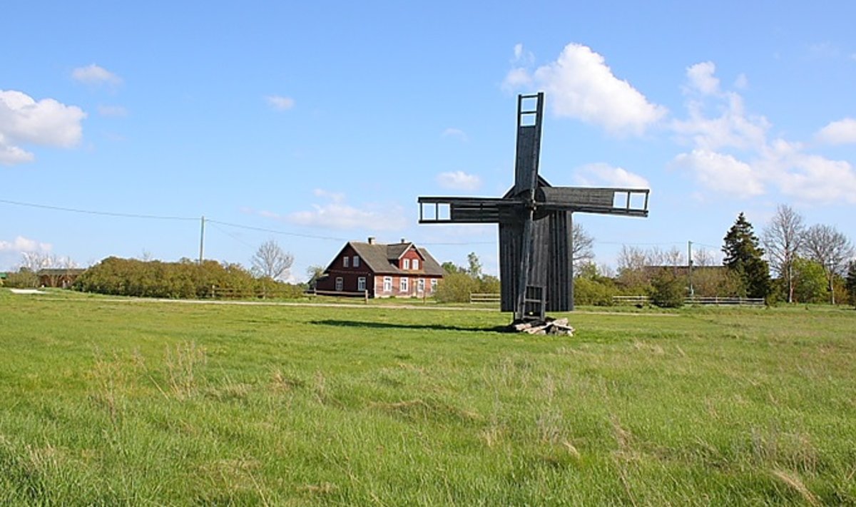 Tuuleveski Rälby külas Vormsil.