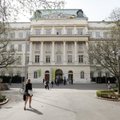 Austerlane tootis raha eest doktoritöid: paljud kliendid on nüüd kõrgetel kohtadel