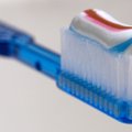 Экспертиза: некоторые зубные пасты с надписью ”детская” лучше держать от детей подальше