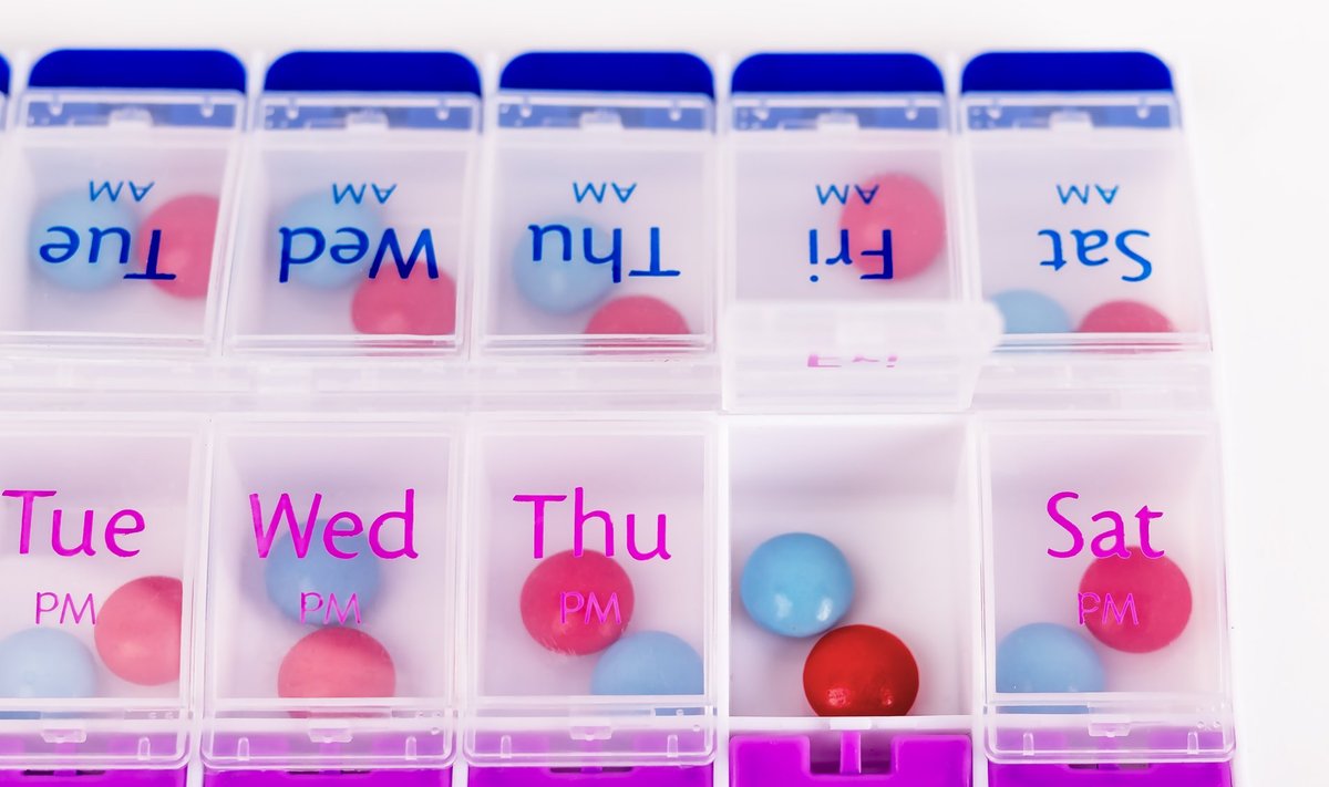 Kui tablettide võtmise üle arvepidamine kipub segi minema, kasutage ravimijaotajat.