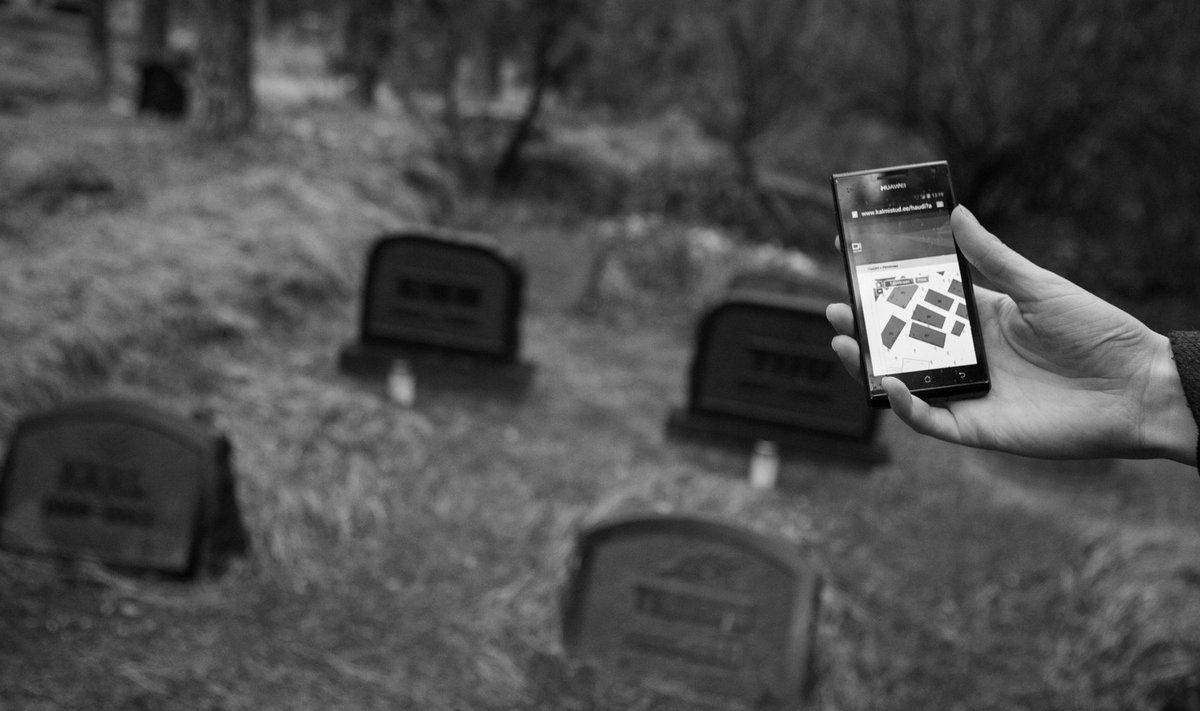 Raske öelda, kas digitaalne surnuaed taskus on digiajastu absurd, koledus või paleus.