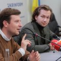 Valgevene opositsionäärid Kiievis: Kalesnikava karjus, et ei sõida kuhugi, rebis passi tükkideks ja viskas tundmatute noormeeste pihta