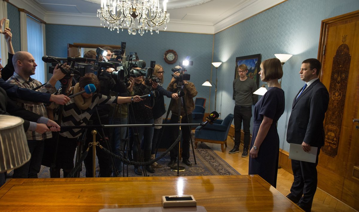 Uus Eesti peaminister Jüri Ratas ja president Kersti Kaljulaid Kadriorus